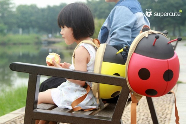 Balo hình con bọ đáng yêu cho bé