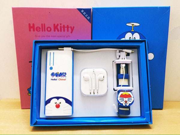 Bộ combo sạc dự phòng kèm phụ kiện mẫu mới