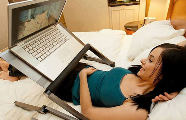 Bán sỉ bàn để laptop xoay đa năng