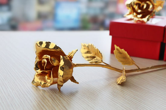Bán sỉ hoa hồng mạ vàng 24k