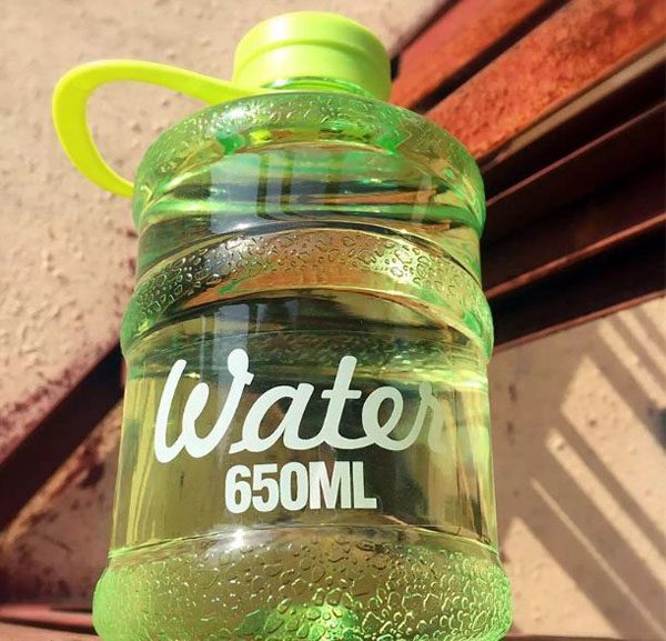 Bình đựng nước Water 650ml