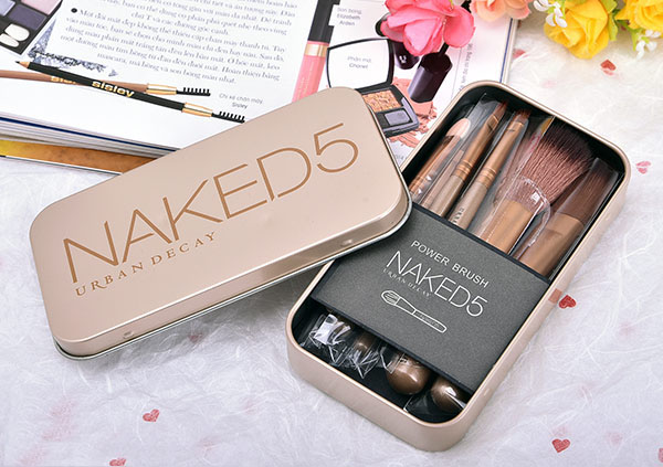 Bán sỉ bộ cọ trang điểm 7 cây Naked5 Urban Decay