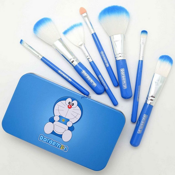 Bán sỉ bộ cọ trang điểm Doremon 7 món