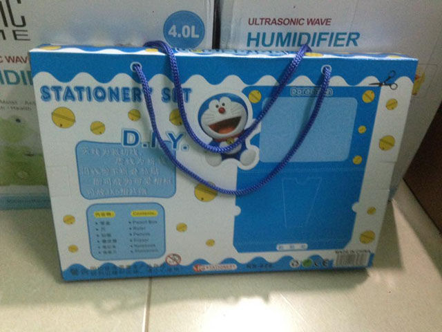 Bán buôn bộ đồ dùng học tập Doremon