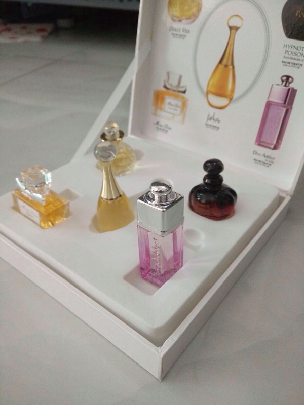 Bộ nước hoa dior hộp vuông sang trọng