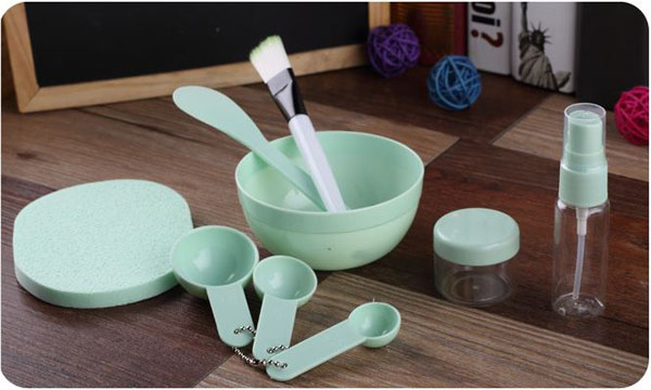 Bộ trộn mặt nạ kèm triết mỹ phẩm , bông lau