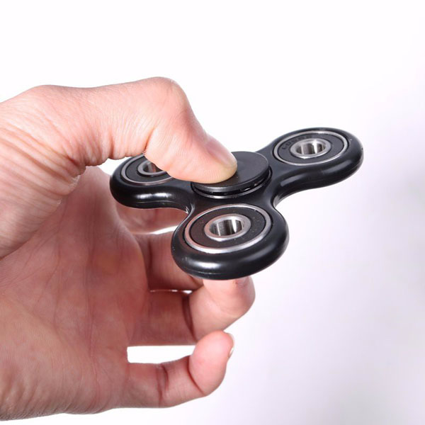 Bán buôn con quay thần kỳ Hand Spinner - Fidget Spinner
