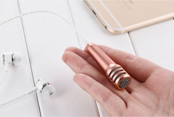 Micro kèm tai nghe cho điện thoại