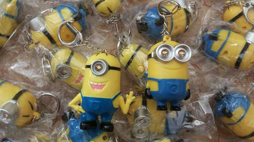 moc-chia-khoa-minion-phat-sang-biet-noi-3