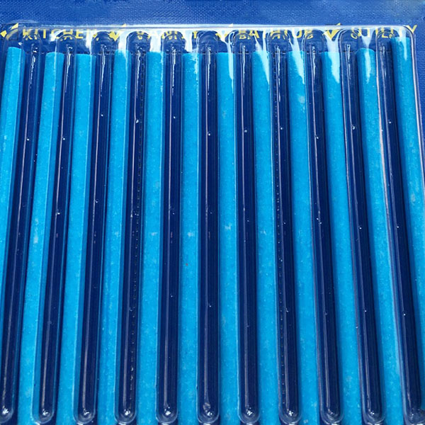 Que thông cống , thông tắc bồn rửa bát