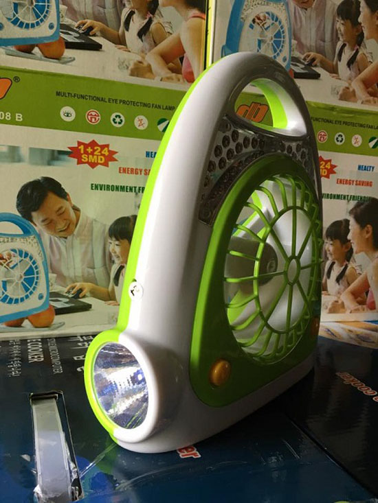 Quạt tích hợp đèn led 3 chức năng DP-0508