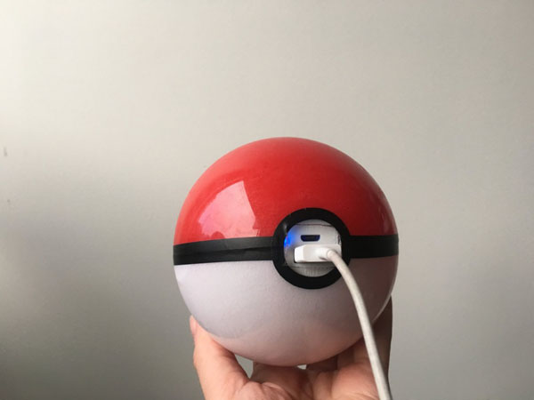 Bán buôn sạc dự phòng pokeball 12000 mAh
