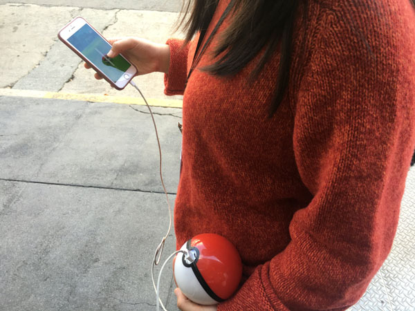 Pin sạc dự phòng pokeball 12000 mAh