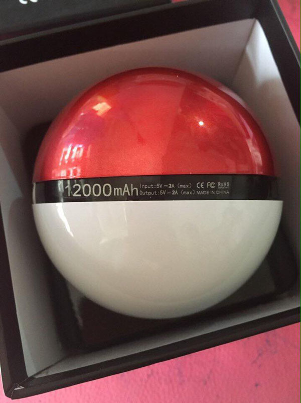 Bán buôn pin dự phòng pokeball 12000 mAh