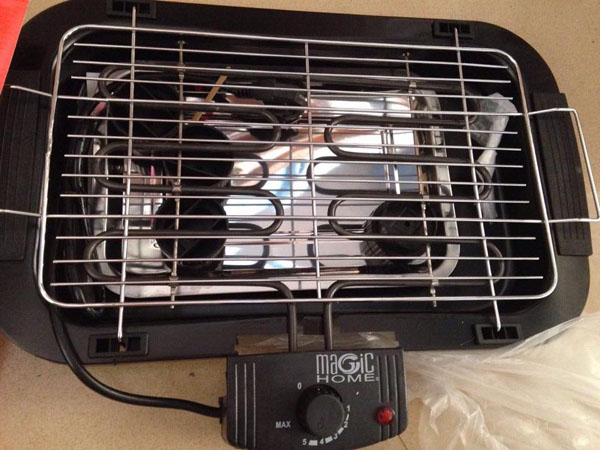 Vỉ nướng điện không khói Magic home 2000w
