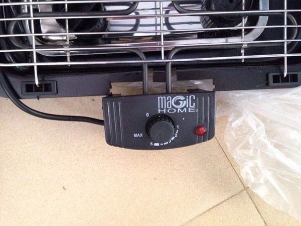 Vỉ nướng điện không khói Magic home 2000w