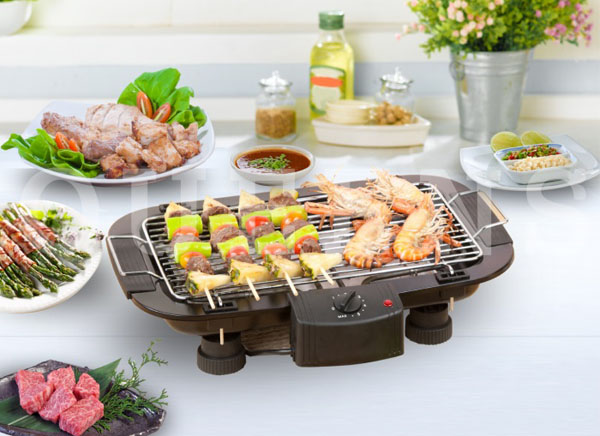 Vỉ nướng điện không khói Magic home 2000w